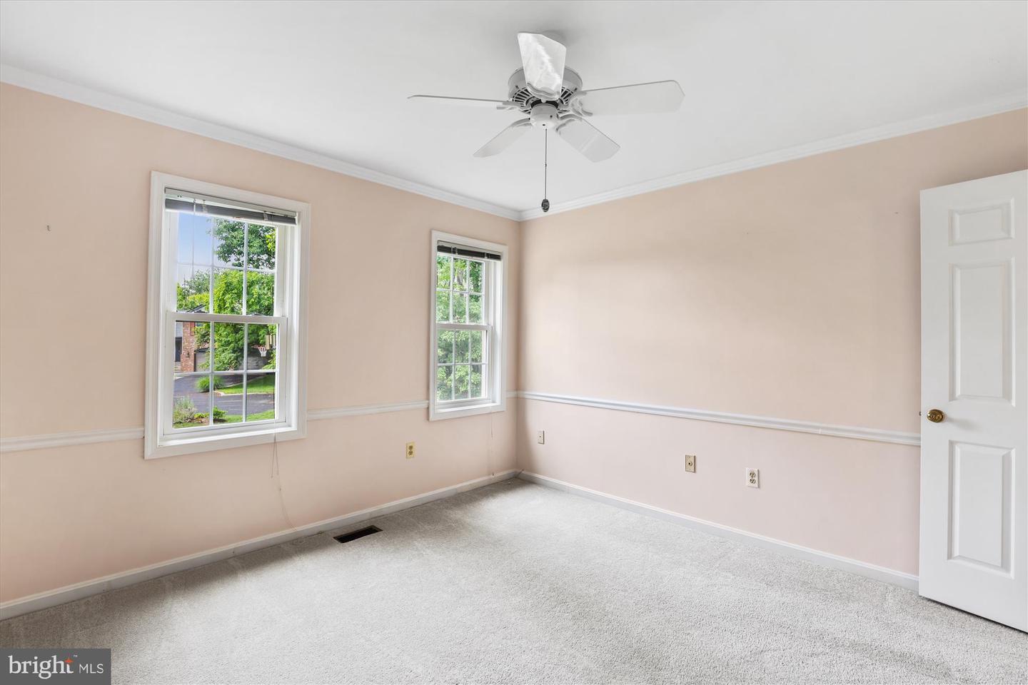 2032 FRANKLIN CLUSTER CT, FALLS CHURCH, Virginia 22043, 4 Bedrooms Bedrooms, ,3 BathroomsBathrooms,Residential,For sale,2032 FRANKLIN CLUSTER CT,VAFX2241916 MLS # VAFX2241916