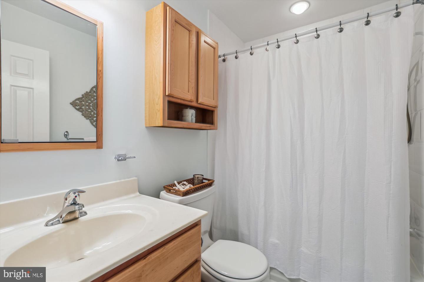 2032 FRANKLIN CLUSTER CT, FALLS CHURCH, Virginia 22043, 4 Bedrooms Bedrooms, ,3 BathroomsBathrooms,Residential,For sale,2032 FRANKLIN CLUSTER CT,VAFX2241916 MLS # VAFX2241916