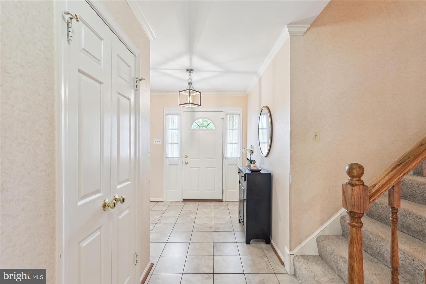 2032 FRANKLIN CLUSTER CT, FALLS CHURCH, Virginia 22043, 4 Bedrooms Bedrooms, ,3 BathroomsBathrooms,Residential,For sale,2032 FRANKLIN CLUSTER CT,VAFX2241916 MLS # VAFX2241916