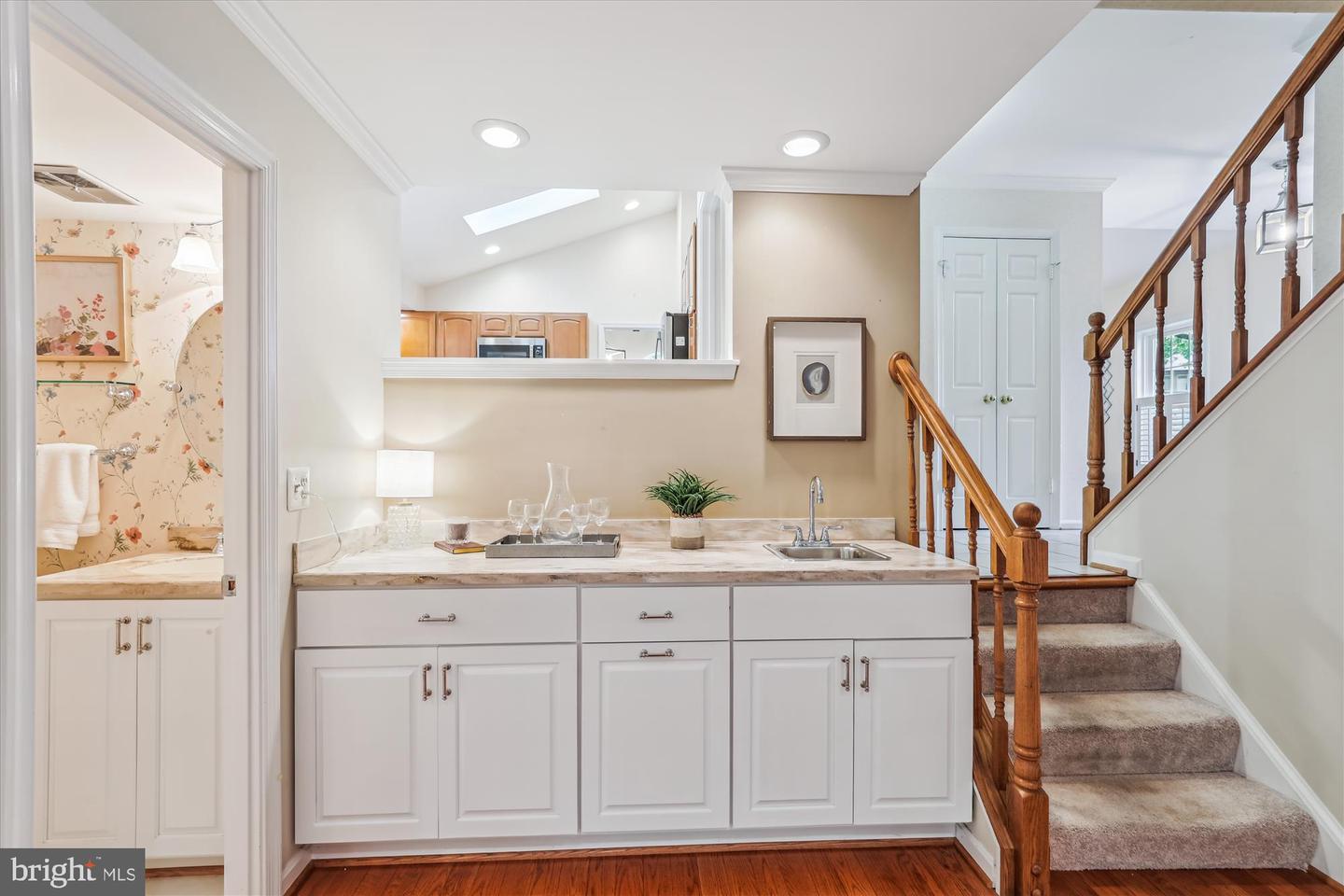 2032 FRANKLIN CLUSTER CT, FALLS CHURCH, Virginia 22043, 4 Bedrooms Bedrooms, ,3 BathroomsBathrooms,Residential,For sale,2032 FRANKLIN CLUSTER CT,VAFX2241916 MLS # VAFX2241916