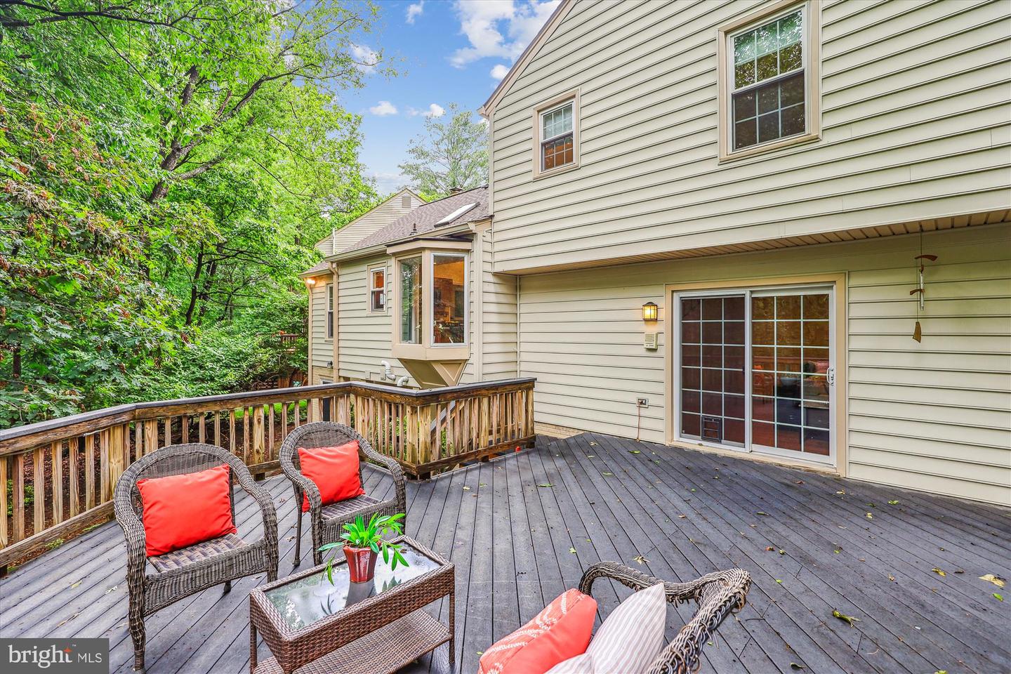 2032 FRANKLIN CLUSTER CT, FALLS CHURCH, Virginia 22043, 4 Bedrooms Bedrooms, ,3 BathroomsBathrooms,Residential,For sale,2032 FRANKLIN CLUSTER CT,VAFX2241916 MLS # VAFX2241916