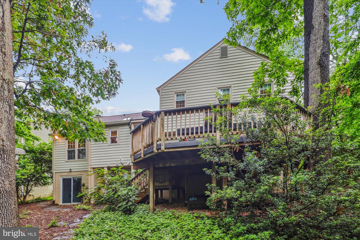 2032 FRANKLIN CLUSTER CT, FALLS CHURCH, Virginia 22043, 4 Bedrooms Bedrooms, ,3 BathroomsBathrooms,Residential,For sale,2032 FRANKLIN CLUSTER CT,VAFX2241916 MLS # VAFX2241916