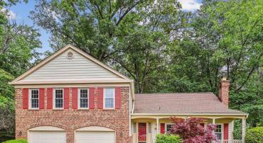 2032 FRANKLIN CLUSTER CT, FALLS CHURCH, Virginia 22043, 4 Bedrooms Bedrooms, ,3 BathroomsBathrooms,Residential,For sale,2032 FRANKLIN CLUSTER CT,VAFX2241916 MLS # VAFX2241916