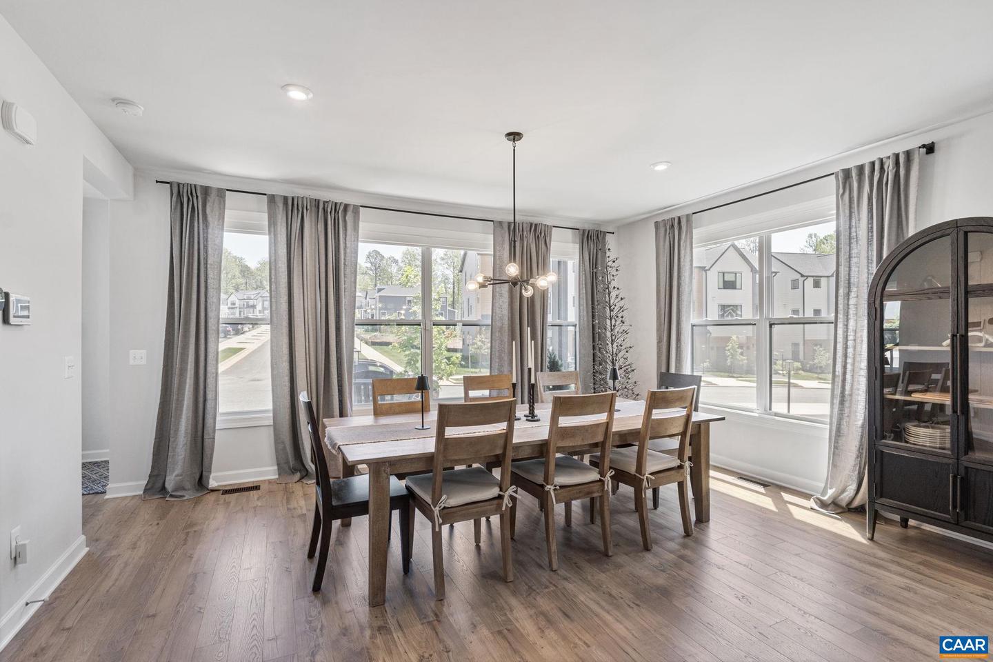 3190 HORIZON RD, CHARLOTTESVILLE, Virginia 22902, 4 Bedrooms Bedrooms, ,3 BathroomsBathrooms,Residential,For sale,3190 HORIZON RD,664710 MLS # 664710