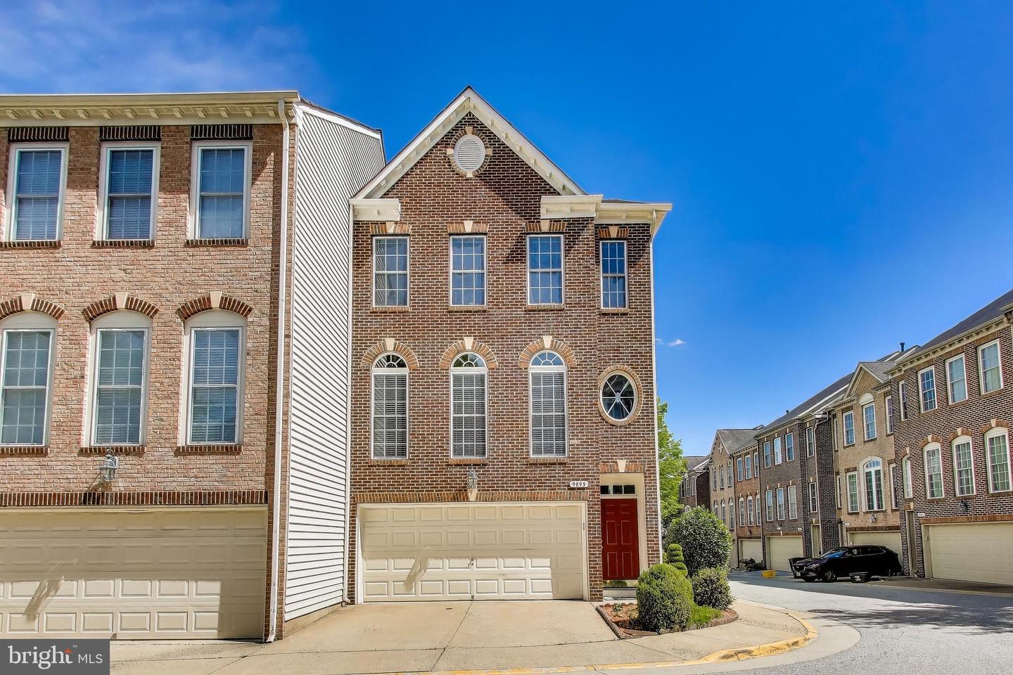9093 ACHESON CT, LORTON, Virginia 22079, 3 Bedrooms Bedrooms, ,2 BathroomsBathrooms,Residential,For sale,9093 ACHESON CT,VAFX2242036 MLS # VAFX2242036