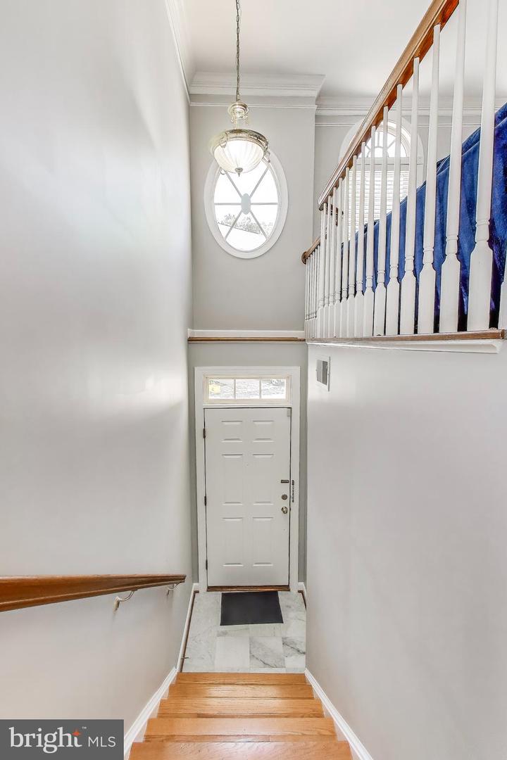 9093 ACHESON CT, LORTON, Virginia 22079, 3 Bedrooms Bedrooms, ,2 BathroomsBathrooms,Residential,For sale,9093 ACHESON CT,VAFX2242036 MLS # VAFX2242036
