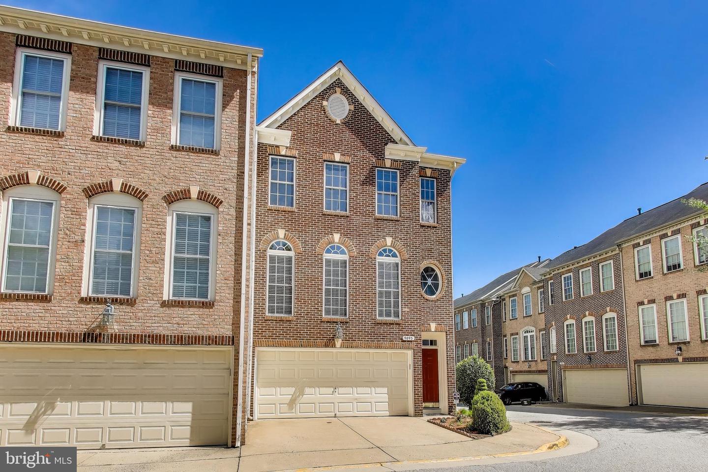 9093 ACHESON CT, LORTON, Virginia 22079, 3 Bedrooms Bedrooms, ,2 BathroomsBathrooms,Residential,For sale,9093 ACHESON CT,VAFX2242036 MLS # VAFX2242036
