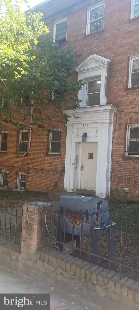 120 DANBURY ST SW #120-C, WASHINGTON, District Of Columbia 20032, 3 Bedrooms Bedrooms, ,2 BathroomsBathrooms,Residential,For sale,120 DANBURY ST SW #120-C,DCDC2201808 MLS # DCDC2201808