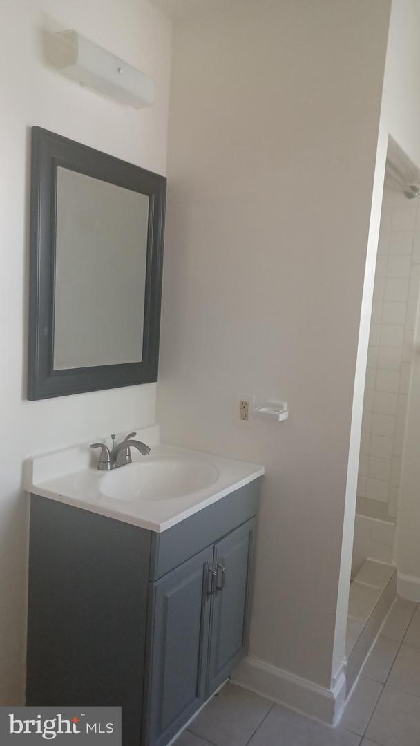 120 DANBURY ST SW #120-C, WASHINGTON, District Of Columbia 20032, 3 Bedrooms Bedrooms, ,2 BathroomsBathrooms,Residential,For sale,120 DANBURY ST SW #120-C,DCDC2201808 MLS # DCDC2201808