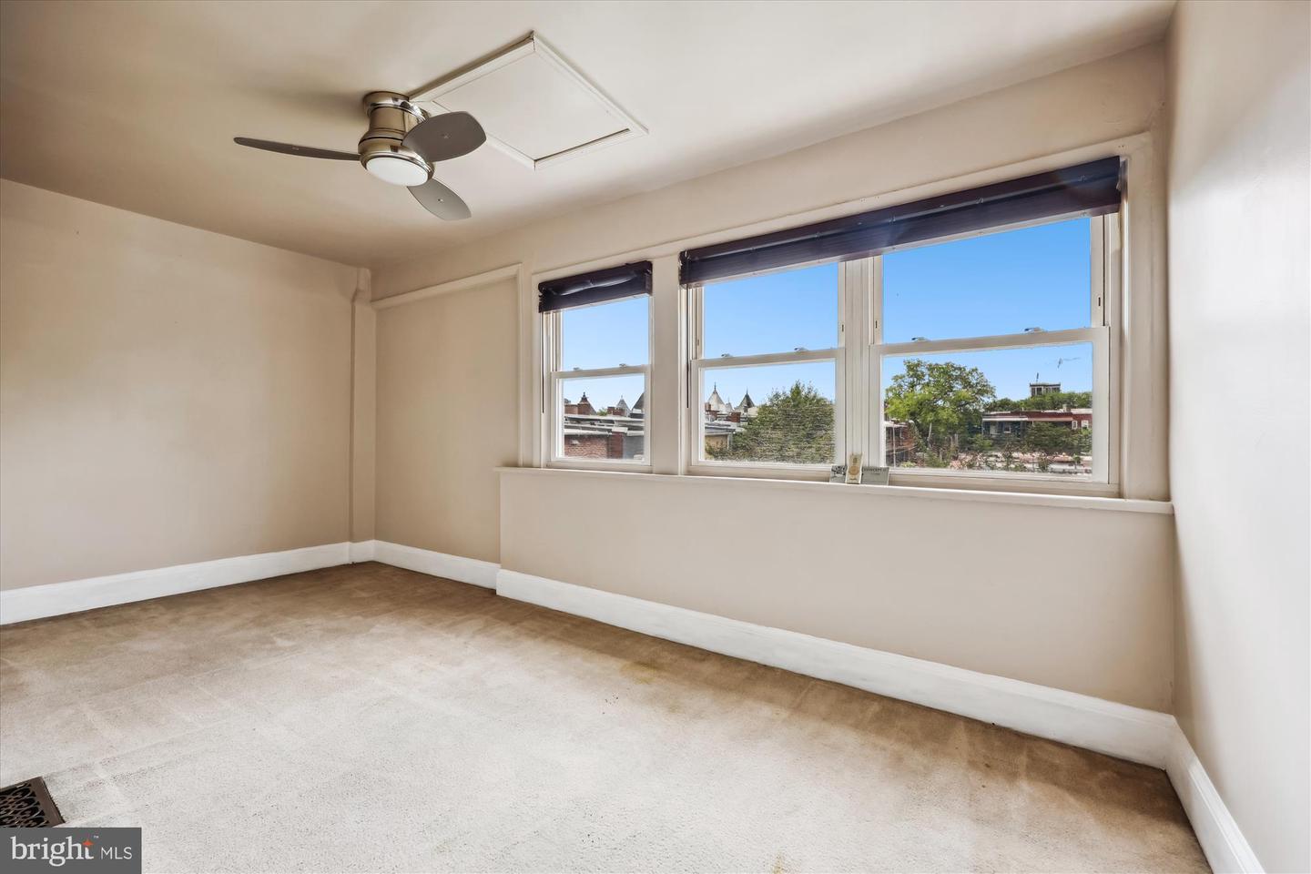 1706 NE 1ST ST NE, WASHINGTON, District Of Columbia 20002, 3 Bedrooms Bedrooms, ,3 BathroomsBathrooms,Residential,For sale,1706 NE 1ST ST NE,DCDC2201924 MLS # DCDC2201924
