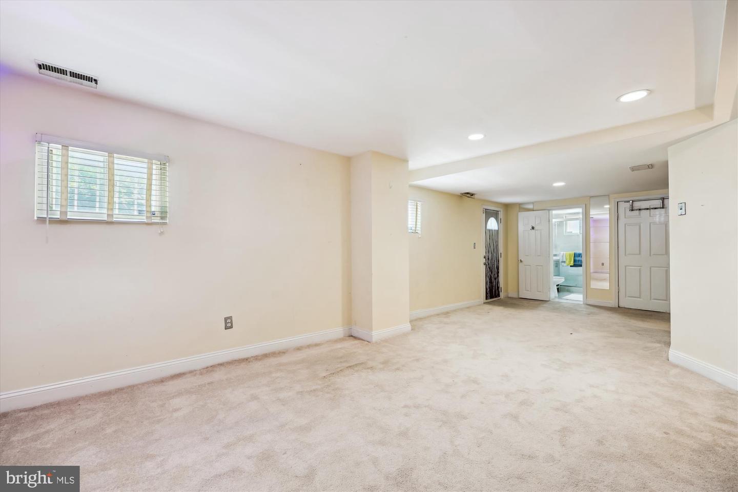 1706 NE 1ST ST NE, WASHINGTON, District Of Columbia 20002, 3 Bedrooms Bedrooms, ,3 BathroomsBathrooms,Residential,For sale,1706 NE 1ST ST NE,DCDC2201924 MLS # DCDC2201924