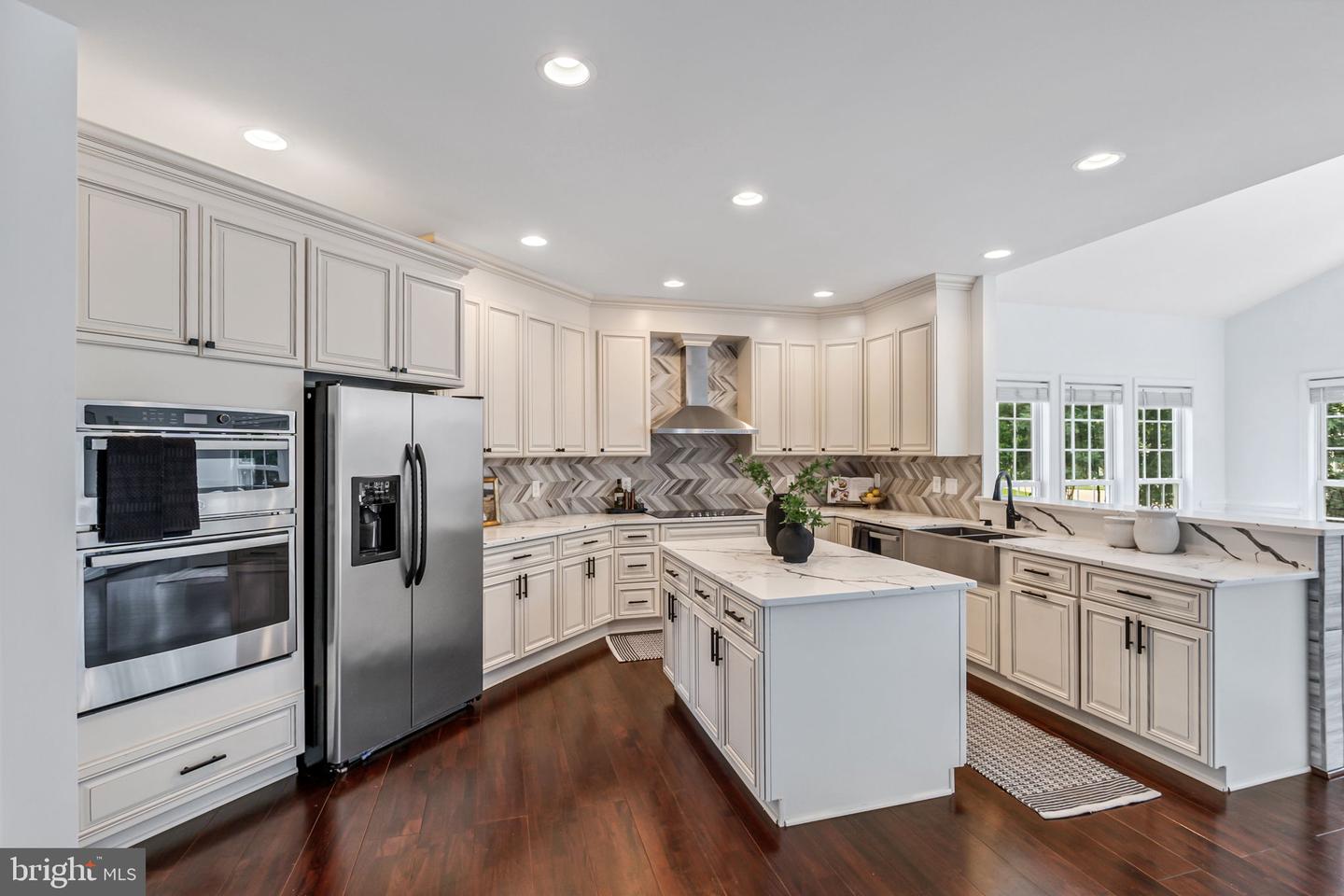 10006 BRIGHTSTONE DR, MIDLOTHIAN, Virginia 23112, 5 Bedrooms Bedrooms, 10 Rooms Rooms,3 BathroomsBathrooms,Residential,For sale,10006 BRIGHTSTONE DR,VACF2001150 MLS # VACF2001150