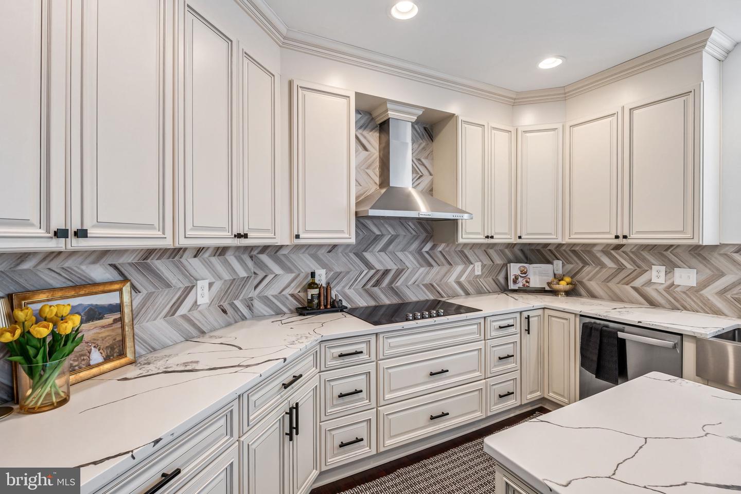 10006 BRIGHTSTONE DR, MIDLOTHIAN, Virginia 23112, 5 Bedrooms Bedrooms, 10 Rooms Rooms,3 BathroomsBathrooms,Residential,For sale,10006 BRIGHTSTONE DR,VACF2001150 MLS # VACF2001150