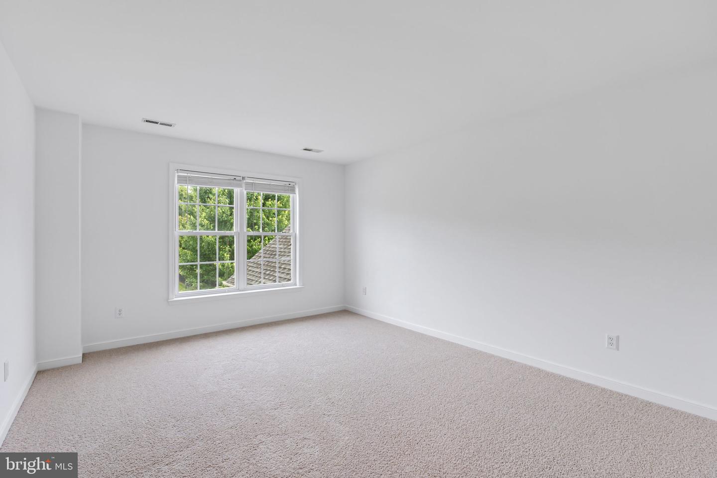 10006 BRIGHTSTONE DR, MIDLOTHIAN, Virginia 23112, 5 Bedrooms Bedrooms, 10 Rooms Rooms,3 BathroomsBathrooms,Residential,For sale,10006 BRIGHTSTONE DR,VACF2001150 MLS # VACF2001150