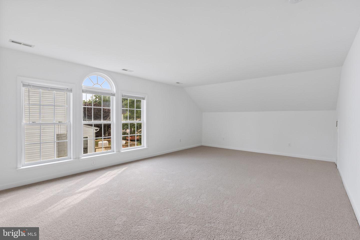 10006 BRIGHTSTONE DR, MIDLOTHIAN, Virginia 23112, 5 Bedrooms Bedrooms, 10 Rooms Rooms,3 BathroomsBathrooms,Residential,For sale,10006 BRIGHTSTONE DR,VACF2001150 MLS # VACF2001150