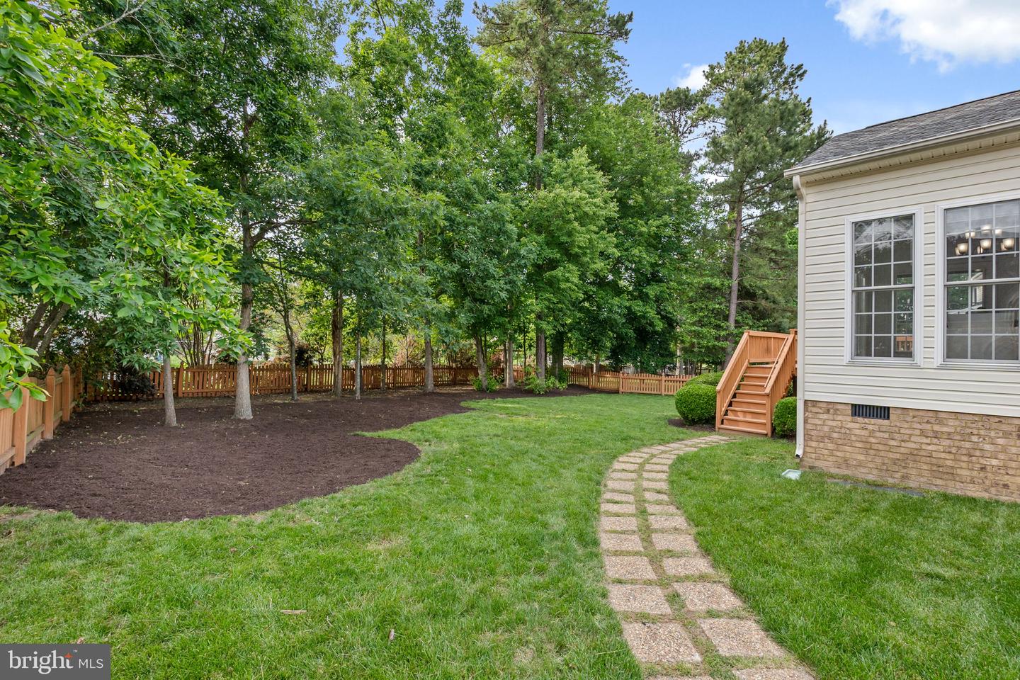 10006 BRIGHTSTONE DR, MIDLOTHIAN, Virginia 23112, 5 Bedrooms Bedrooms, 10 Rooms Rooms,3 BathroomsBathrooms,Residential,For sale,10006 BRIGHTSTONE DR,VACF2001150 MLS # VACF2001150
