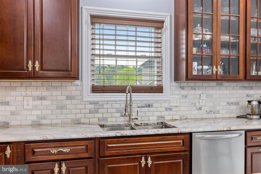 4220 TRAVELER RD, ROCKINGHAM, Virginia 22801, 7 Bedrooms Bedrooms, ,5 BathroomsBathrooms,Residential,For sale,4220 TRAVELER RD,VARO2002330 MLS # VARO2002330