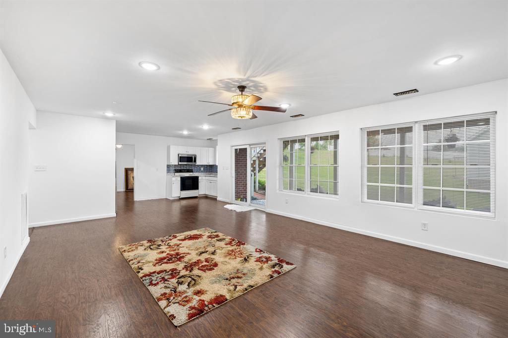 4220 TRAVELER RD, ROCKINGHAM, Virginia 22801, 7 Bedrooms Bedrooms, ,5 BathroomsBathrooms,Residential,For sale,4220 TRAVELER RD,VARO2002330 MLS # VARO2002330