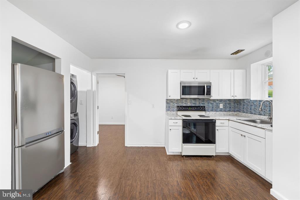 4220 TRAVELER RD, ROCKINGHAM, Virginia 22801, 7 Bedrooms Bedrooms, ,5 BathroomsBathrooms,Residential,For sale,4220 TRAVELER RD,VARO2002330 MLS # VARO2002330