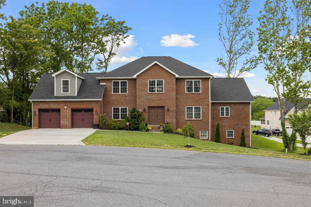 4220 TRAVELER RD, ROCKINGHAM, Virginia 22801, 7 Bedrooms Bedrooms, ,5 BathroomsBathrooms,Residential,For sale,4220 TRAVELER RD,VARO2002330 MLS # VARO2002330