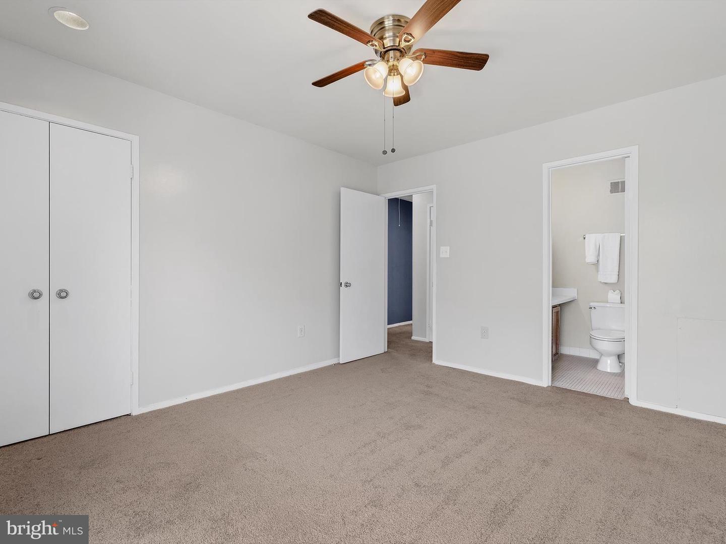 1806 BRYANT ST NE #1806, WASHINGTON, District Of Columbia 20018, 2 Bedrooms Bedrooms, ,2 BathroomsBathrooms,Residential,For sale,1806 BRYANT ST NE #1806,DCDC2202296 MLS # DCDC2202296
