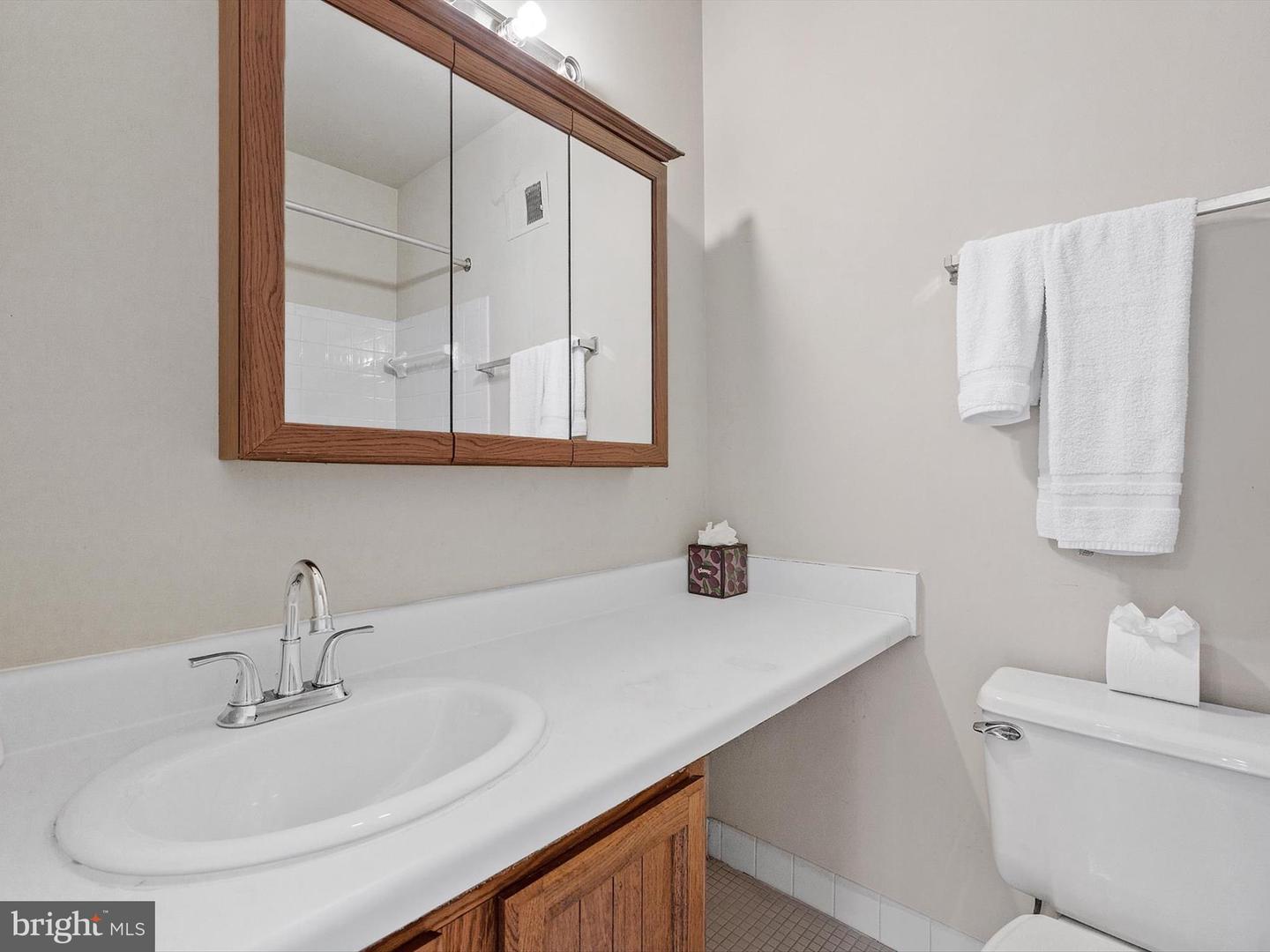 1806 BRYANT ST NE #1806, WASHINGTON, District Of Columbia 20018, 2 Bedrooms Bedrooms, ,2 BathroomsBathrooms,Residential,For sale,1806 BRYANT ST NE #1806,DCDC2202296 MLS # DCDC2202296