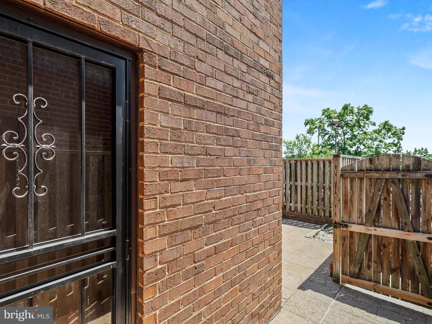 1806 BRYANT ST NE #1806, WASHINGTON, District Of Columbia 20018, 2 Bedrooms Bedrooms, ,2 BathroomsBathrooms,Residential,For sale,1806 BRYANT ST NE #1806,DCDC2202296 MLS # DCDC2202296
