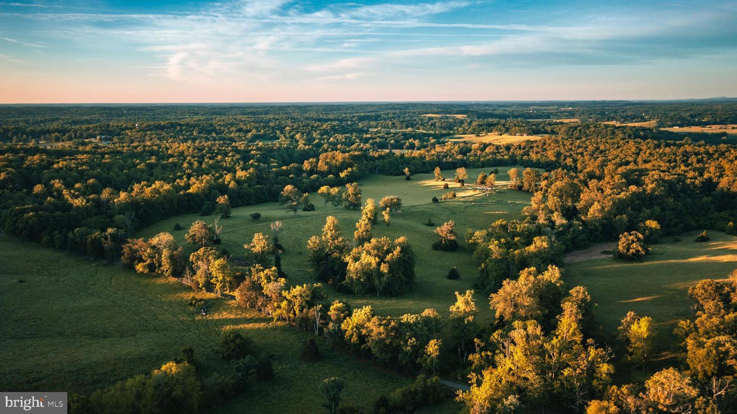 HARTS MILL RD, WARRENTON, Virginia 20186, ,Farm,For sale,HARTS MILL RD,VAFQ2016750 MLS # VAFQ2016750