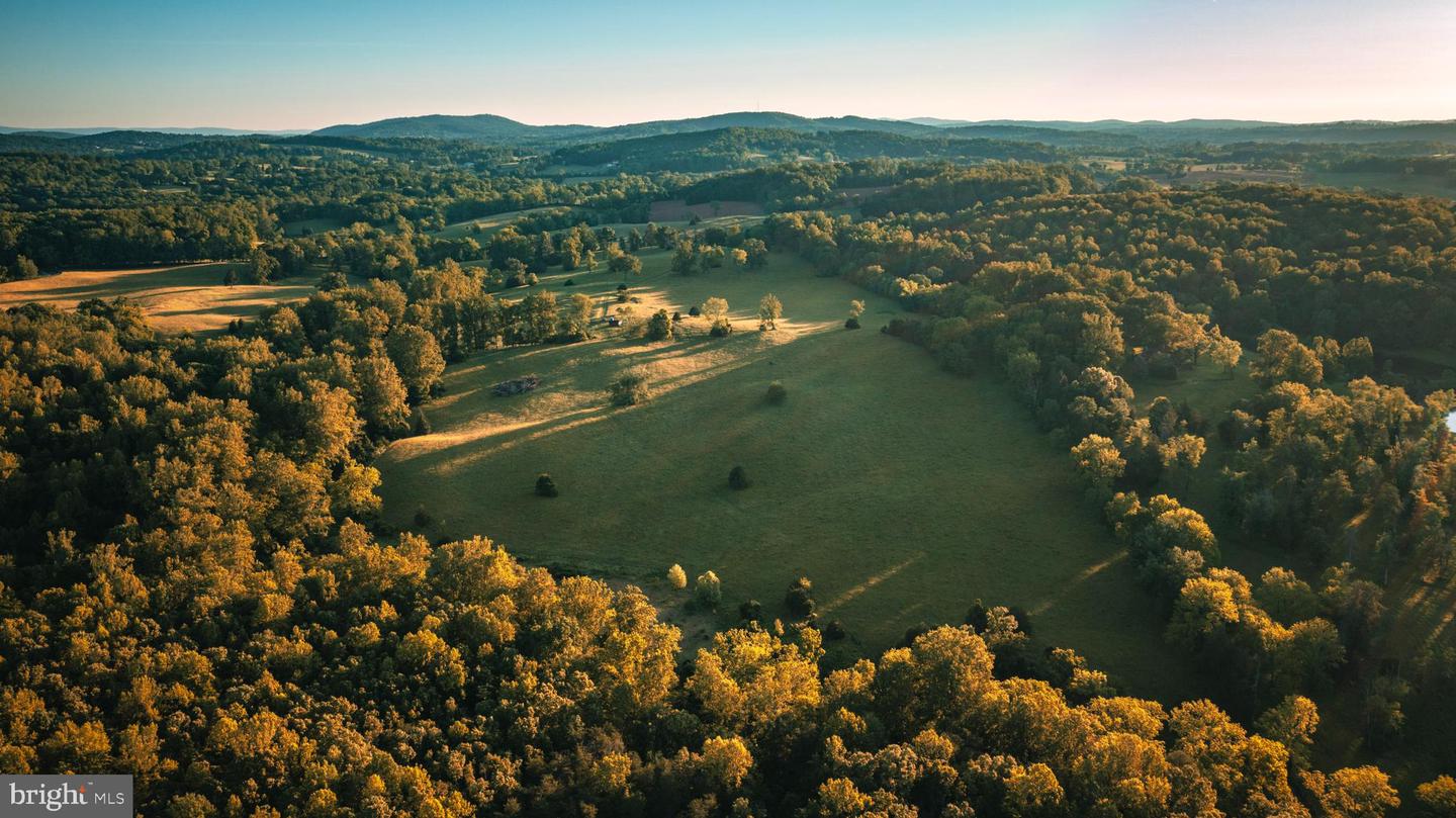 HARTS MILL RD, WARRENTON, Virginia 20186, ,Farm,For sale,HARTS MILL RD,VAFQ2016750 MLS # VAFQ2016750