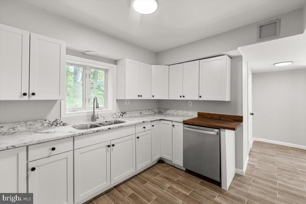 3932 HIDDEN VALLEY LANE, LINDEN, Virginia 22642, 2 Bedrooms Bedrooms, ,1 BathroomBathrooms,Residential,For sale,3932 HIDDEN VALLEY LANE,VAFQ2016788 MLS # VAFQ2016788