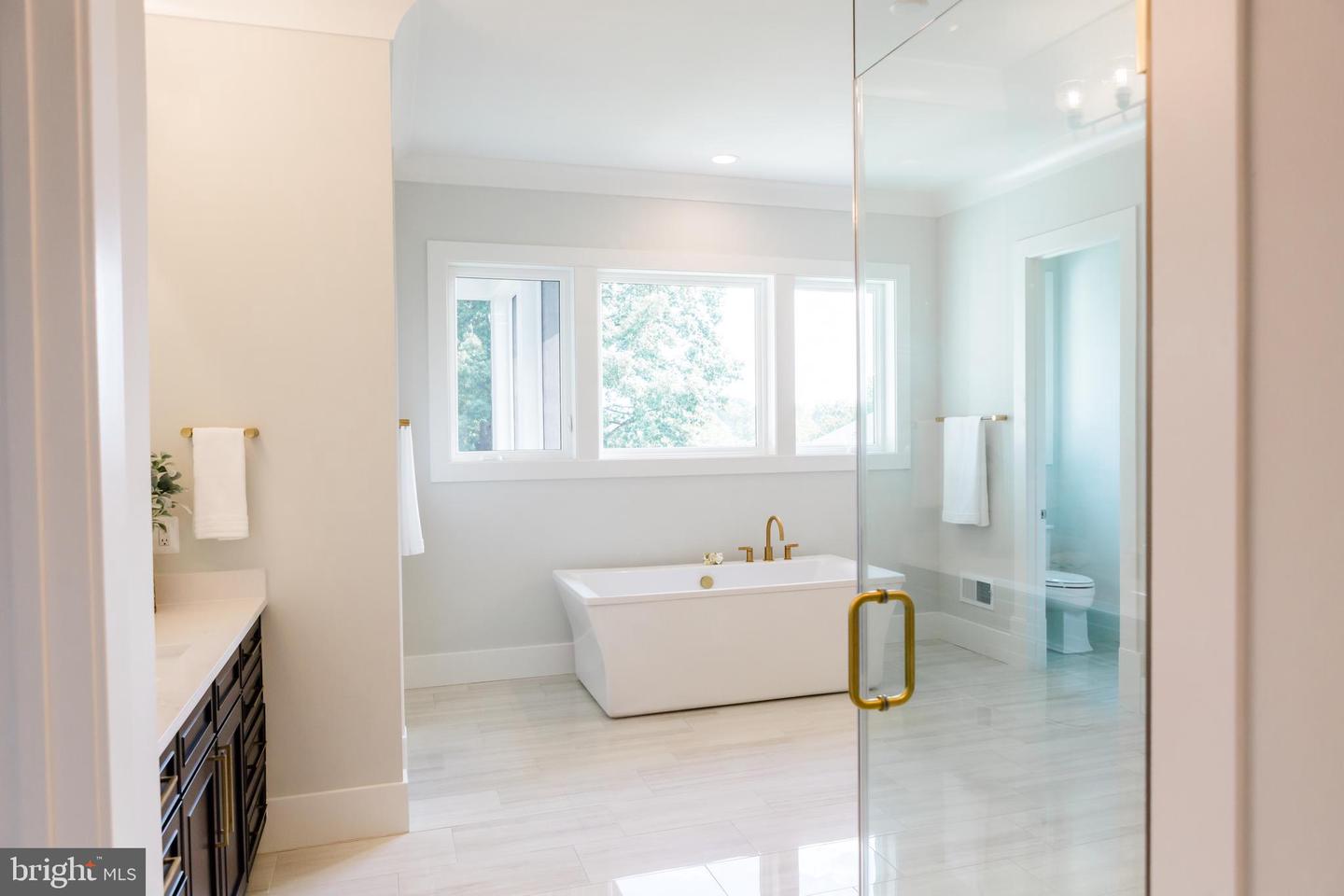 10021 GLENMERE RD, FAIRFAX, Virginia 22032, 5 Bedrooms Bedrooms, ,5 BathroomsBathrooms,Residential,For sale,10021 GLENMERE RD,VAFX2243248 MLS # VAFX2243248