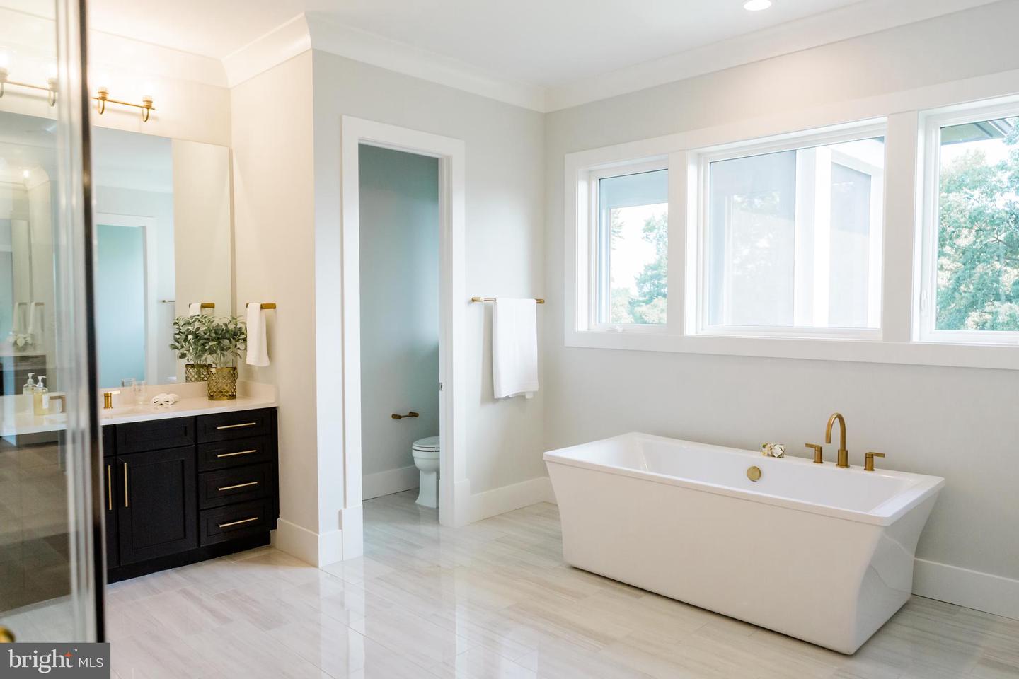 10021 GLENMERE RD, FAIRFAX, Virginia 22032, 5 Bedrooms Bedrooms, ,5 BathroomsBathrooms,Residential,For sale,10021 GLENMERE RD,VAFX2243248 MLS # VAFX2243248