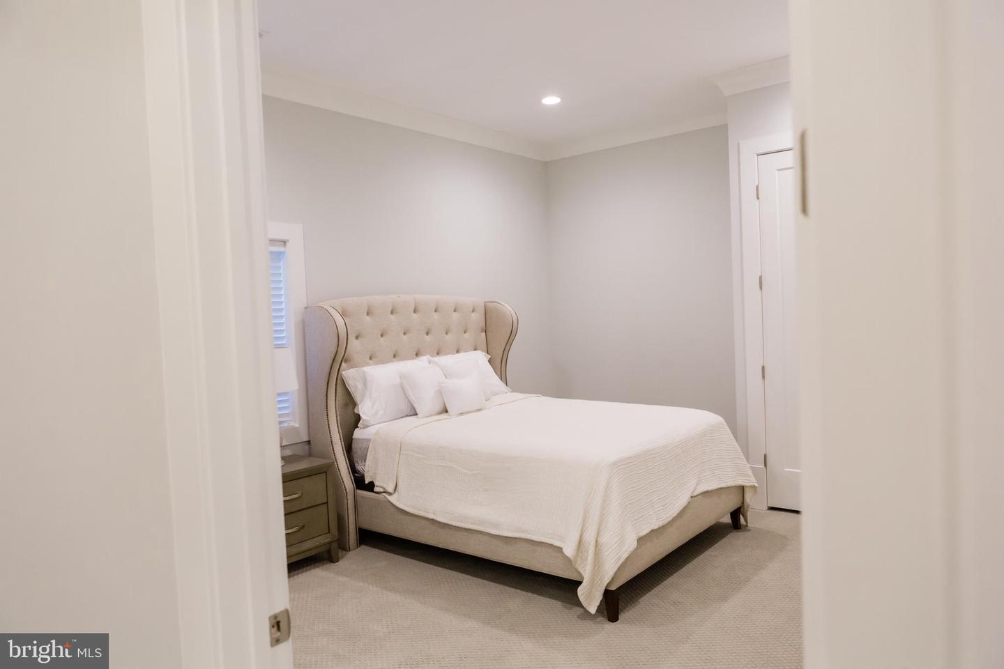 10021 GLENMERE RD, FAIRFAX, Virginia 22032, 5 Bedrooms Bedrooms, ,5 BathroomsBathrooms,Residential,For sale,10021 GLENMERE RD,VAFX2243248 MLS # VAFX2243248