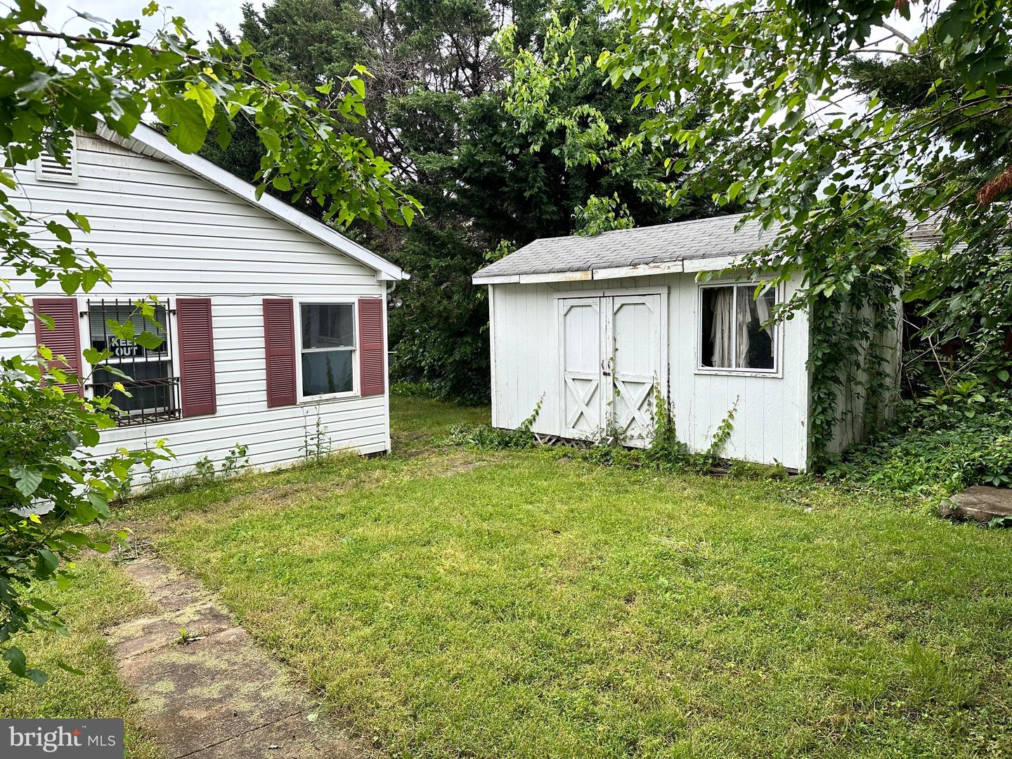 2233 N DINWIDDIE ST, ARLINGTON, Virginia 22207, 2 Bedrooms Bedrooms, ,2 BathroomsBathrooms,Residential,For sale,2233 N DINWIDDIE ST,VAAR2058270 MLS # VAAR2058270
