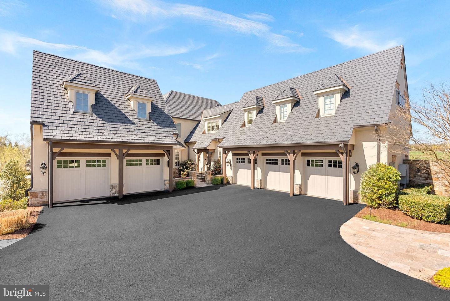 22701 CREIGHTON FARMS DR, LEESBURG, Virginia 20175, 5 Bedrooms Bedrooms, 30 Rooms Rooms,6 BathroomsBathrooms,Residential,For sale,22701 CREIGHTON FARMS DR,VALO2097968 MLS # VALO2097968