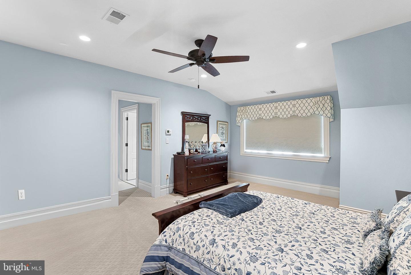 22701 CREIGHTON FARMS DR, LEESBURG, Virginia 20175, 5 Bedrooms Bedrooms, 30 Rooms Rooms,6 BathroomsBathrooms,Residential,For sale,22701 CREIGHTON FARMS DR,VALO2097968 MLS # VALO2097968