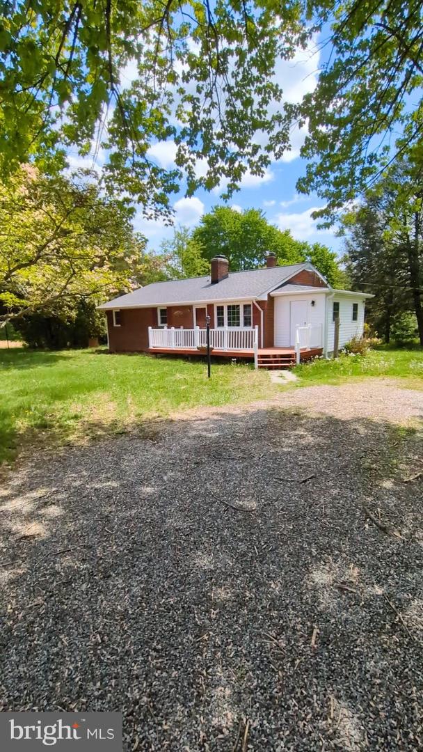 6461 BROKENBURG RD, SPOTSYLVANIA, Virginia 22551, 3 Bedrooms Bedrooms, ,2 BathroomsBathrooms,Residential,For sale,6461 BROKENBURG RD,VASP2033490 MLS # VASP2033490