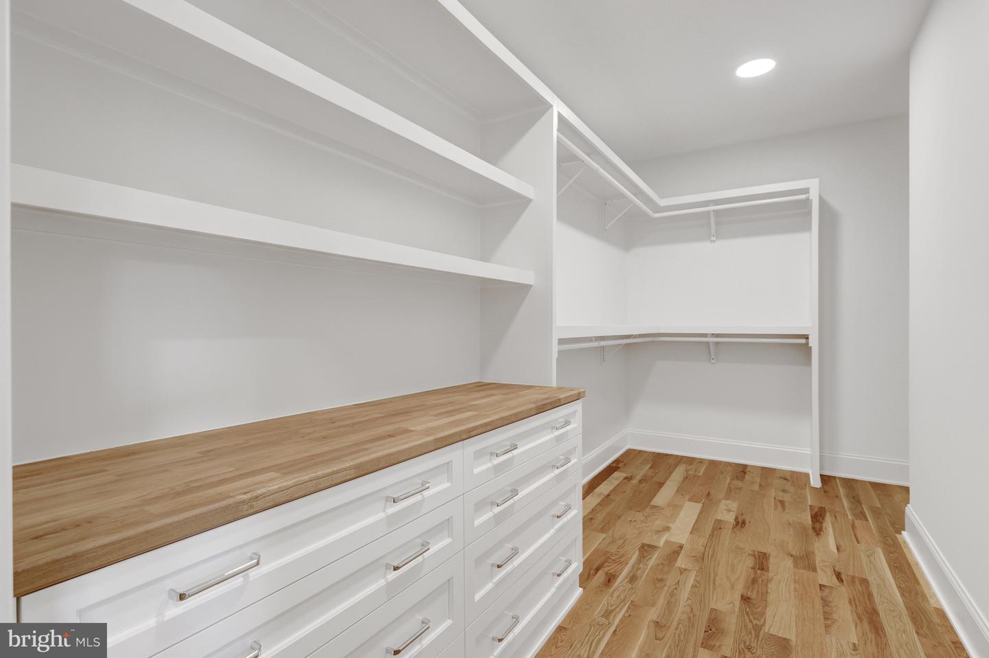1742 ATOGA AVE, MCLEAN, Virginia 22101, 7 Bedrooms Bedrooms, ,7 BathroomsBathrooms,Residential,For sale,1742 ATOGA AVE,VAFX2243660 MLS # VAFX2243660