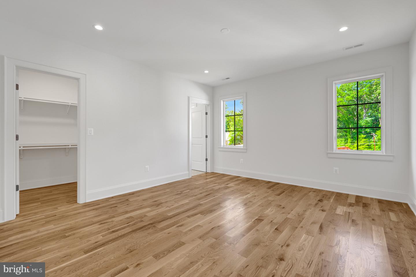 1742 ATOGA AVE, MCLEAN, Virginia 22101, 7 Bedrooms Bedrooms, ,7 BathroomsBathrooms,Residential,For sale,1742 ATOGA AVE,VAFX2243660 MLS # VAFX2243660