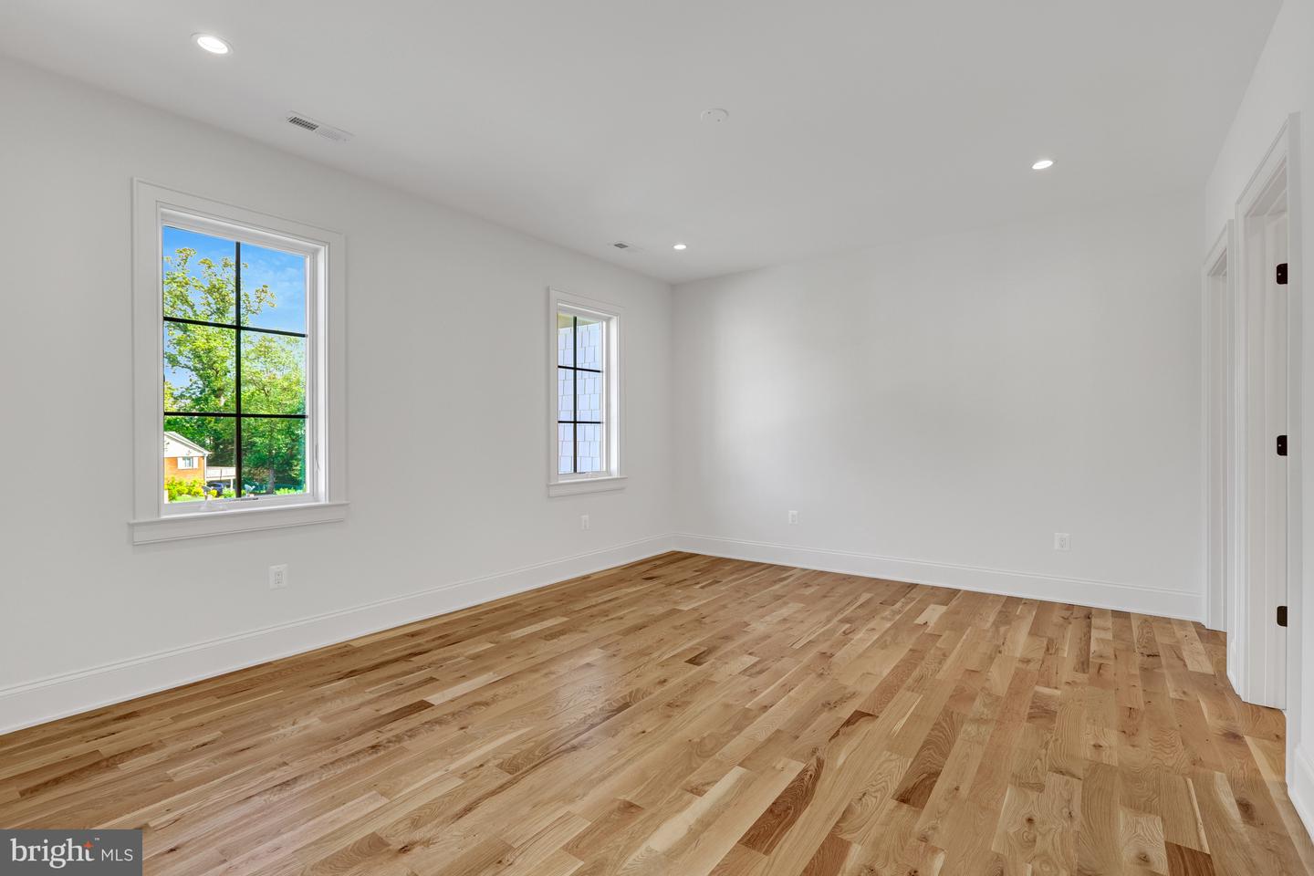 1742 ATOGA AVE, MCLEAN, Virginia 22101, 7 Bedrooms Bedrooms, ,7 BathroomsBathrooms,Residential,For sale,1742 ATOGA AVE,VAFX2243660 MLS # VAFX2243660