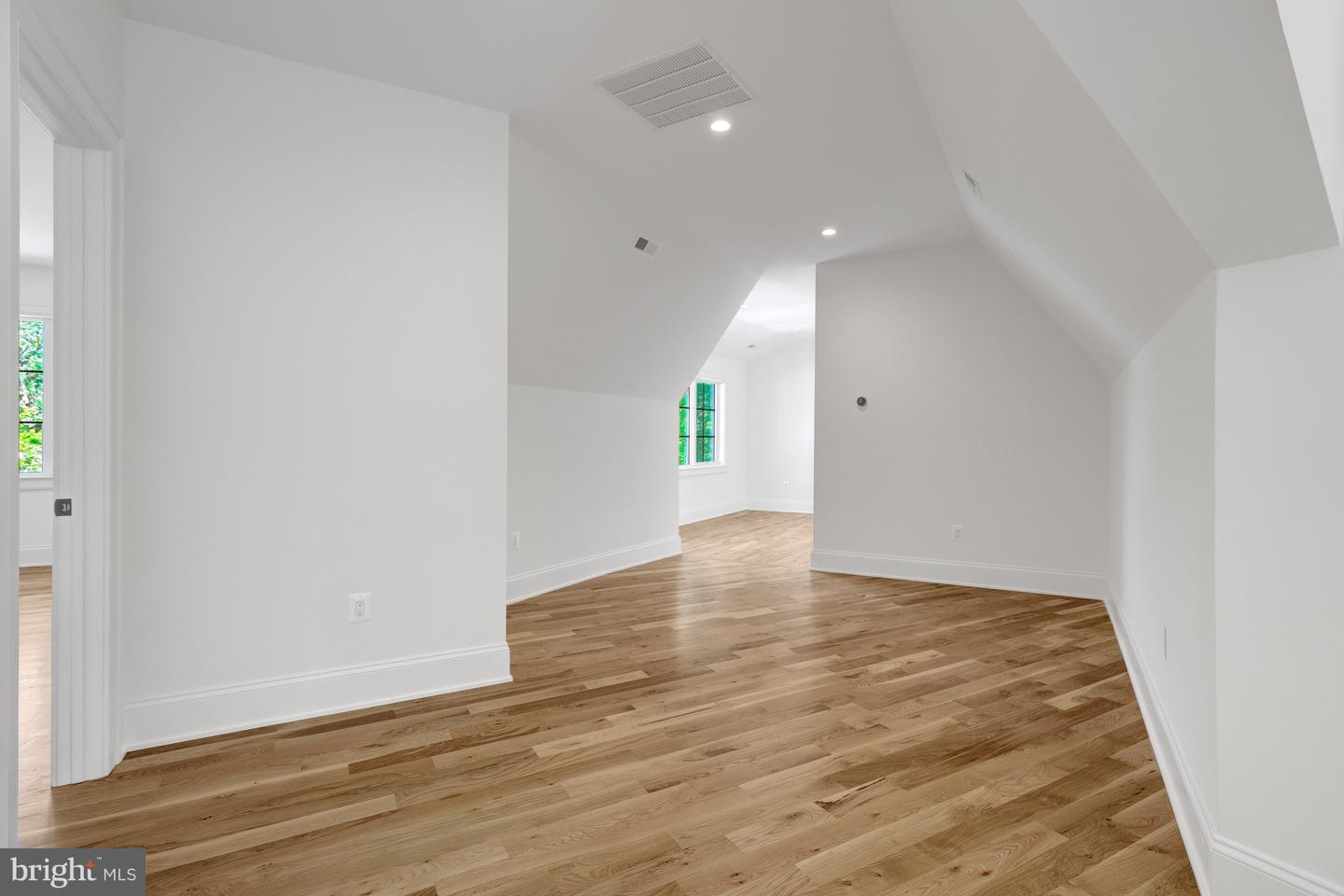 1742 ATOGA AVE, MCLEAN, Virginia 22101, 7 Bedrooms Bedrooms, ,7 BathroomsBathrooms,Residential,For sale,1742 ATOGA AVE,VAFX2243660 MLS # VAFX2243660
