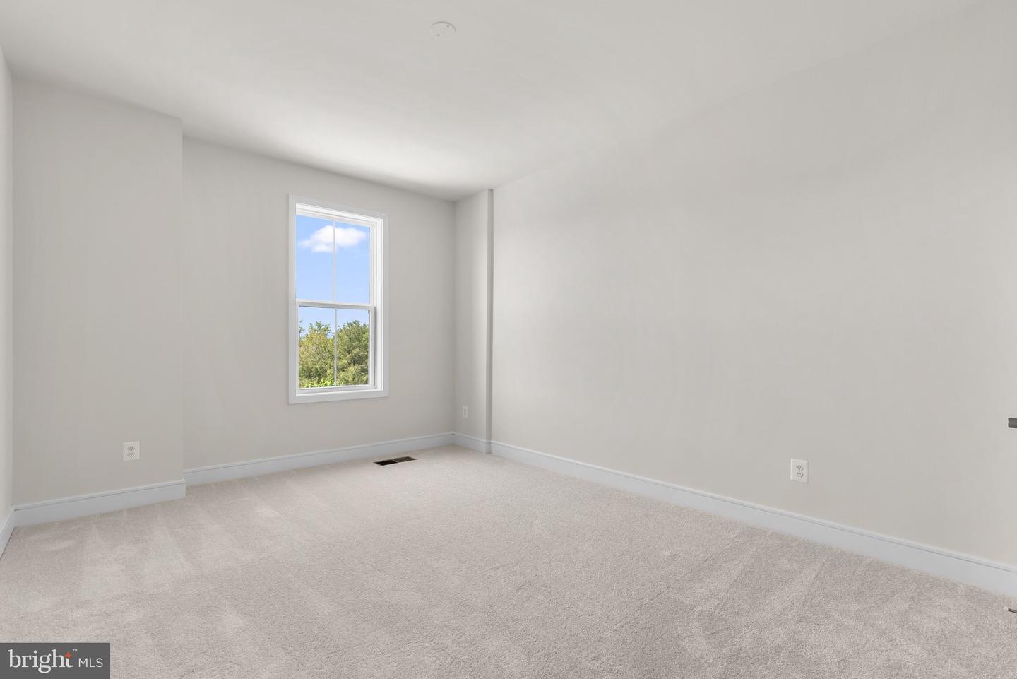 43288 FARRINGDON SQ, BROADLANDS, Virginia 20148, 3 Bedrooms Bedrooms, ,2 BathroomsBathrooms,Residential,For sale,43288 FARRINGDON SQ,VALO2098072 MLS # VALO2098072