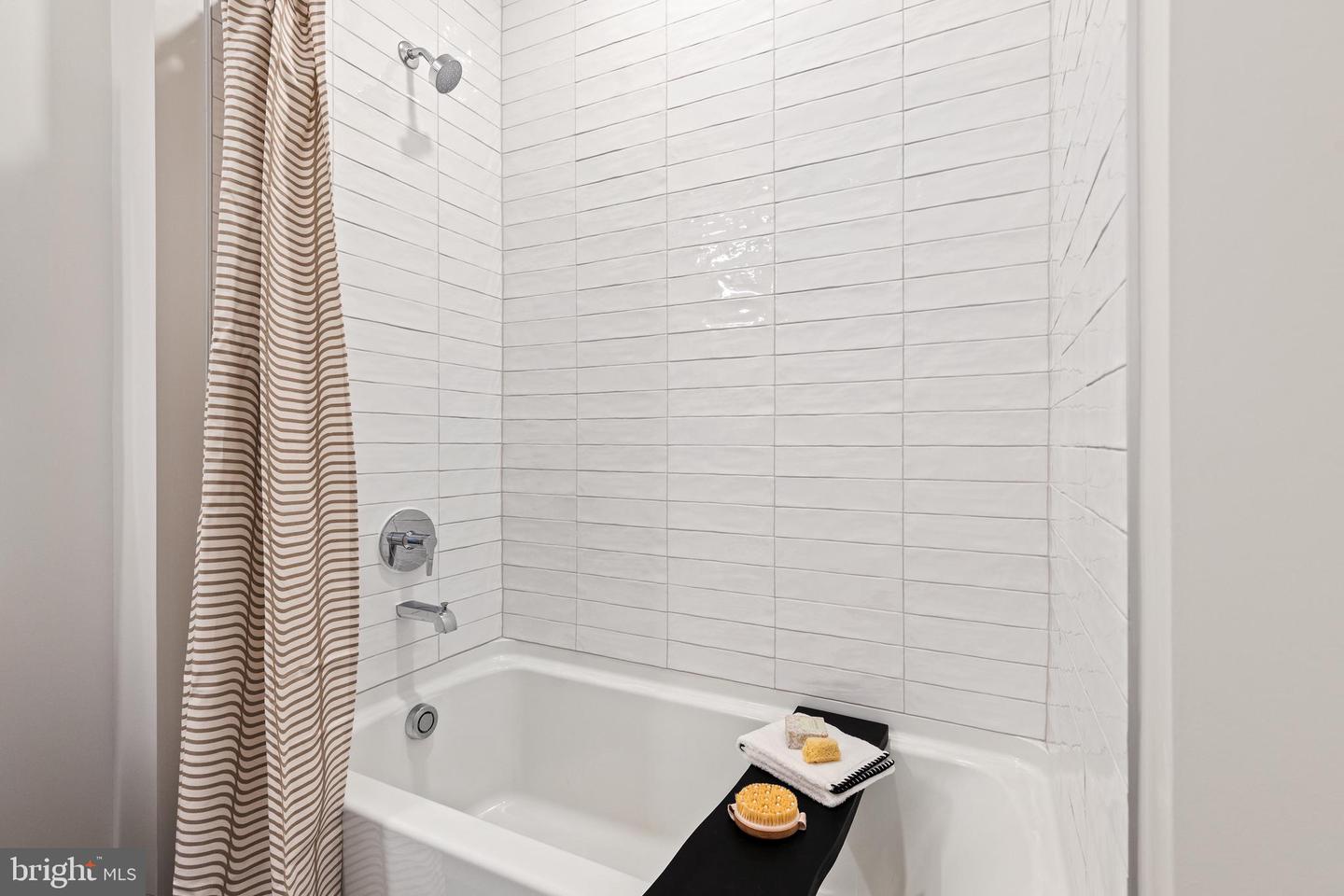 7175 12TH ST NW #517, WASHINGTON, District Of Columbia 20011, 3 Bedrooms Bedrooms, ,2 BathroomsBathrooms,Residential,For sale,7175 12TH ST NW #517,DCDC2202816 MLS # DCDC2202816