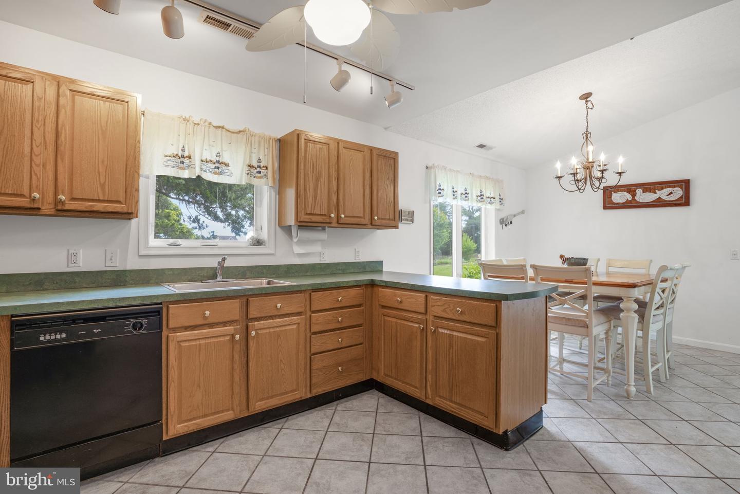 37122 SHARK CT, GREENBACKVILLE, Virginia 23356, 3 Bedrooms Bedrooms, ,2 BathroomsBathrooms,Residential,For sale,37122 SHARK CT,VAAC2001898 MLS # VAAC2001898