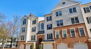 4691 LONGSTREET LN #202, ALEXANDRIA, Virginia 22311, 2 Bedrooms Bedrooms, ,2 BathroomsBathrooms,Residential,For sale,4691 LONGSTREET LN #202,VAAX2045802 MLS # VAAX2045802