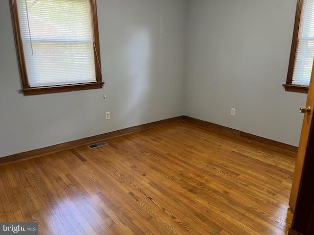824 NEWKIRK DR, RICHMOND, Virginia 23224, 3 Bedrooms Bedrooms, ,2 BathroomsBathrooms,Residential,For sale,824 NEWKIRK DR,VARC2000686 MLS # VARC2000686