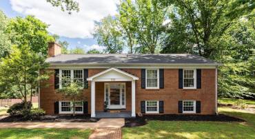 522 NOTTINGHAM RD, CHARLOTTESVILLE, Virginia 22901, 4 Bedrooms Bedrooms, ,2 BathroomsBathrooms,Residential,For sale,522 NOTTINGHAM RD,665038 MLS # 665038