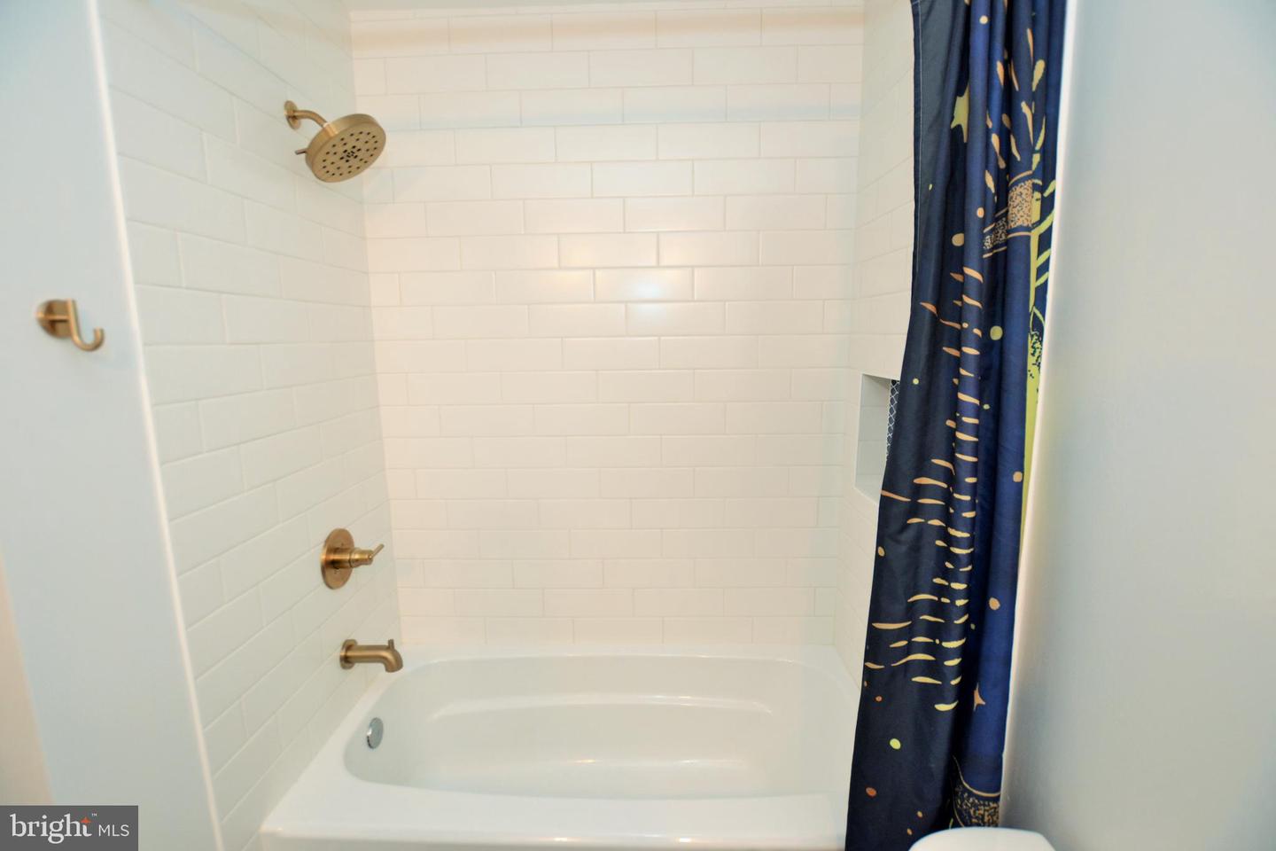 1059 WARWICK CT, STERLING, Virginia 20164, 1 Bedroom Bedrooms, ,1 BathroomBathrooms,Residential,For sale,1059 WARWICK CT,VALO2098084 MLS # VALO2098084
