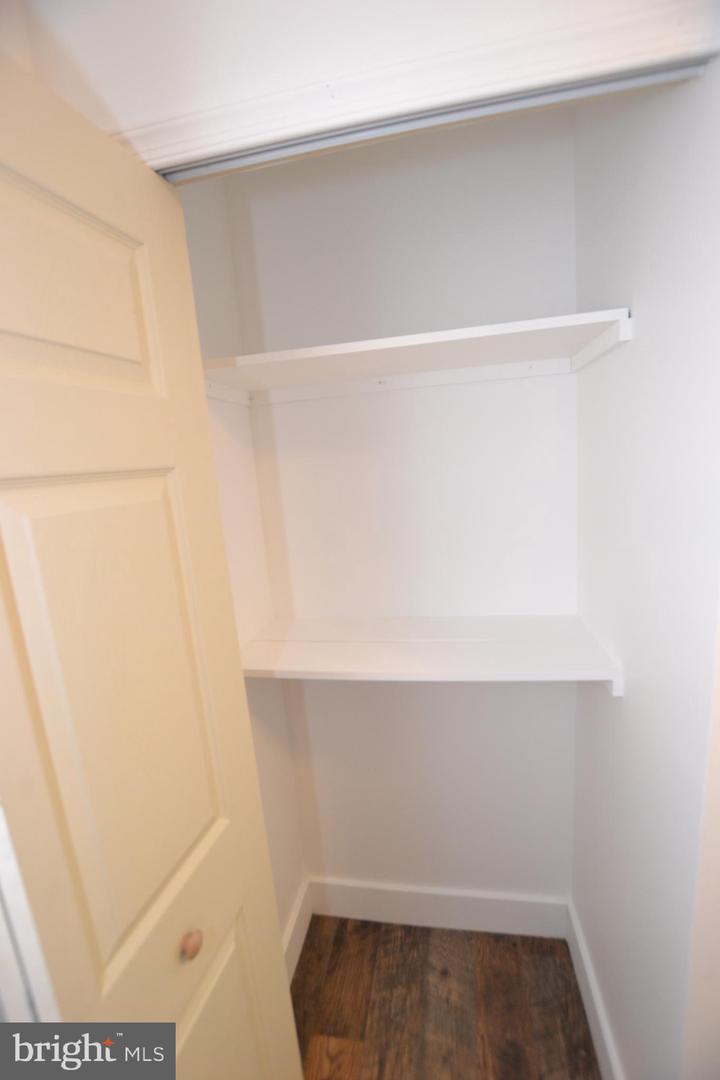 1059 WARWICK CT, STERLING, Virginia 20164, 1 Bedroom Bedrooms, ,1 BathroomBathrooms,Residential,For sale,1059 WARWICK CT,VALO2098084 MLS # VALO2098084