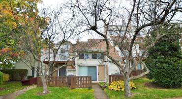 1059 WARWICK CT, STERLING, Virginia 20164, 1 Bedroom Bedrooms, ,1 BathroomBathrooms,Residential,For sale,1059 WARWICK CT,VALO2098084 MLS # VALO2098084